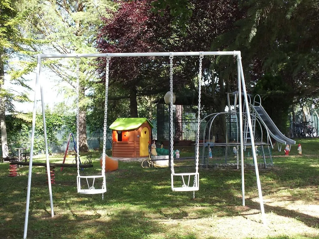 Villa Serena Assisi 0*,